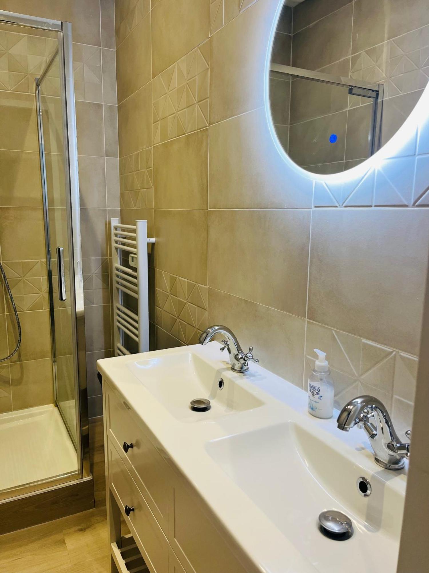 Logements 6 Pers A 15 Minutes D Angers Corné Buitenkant foto